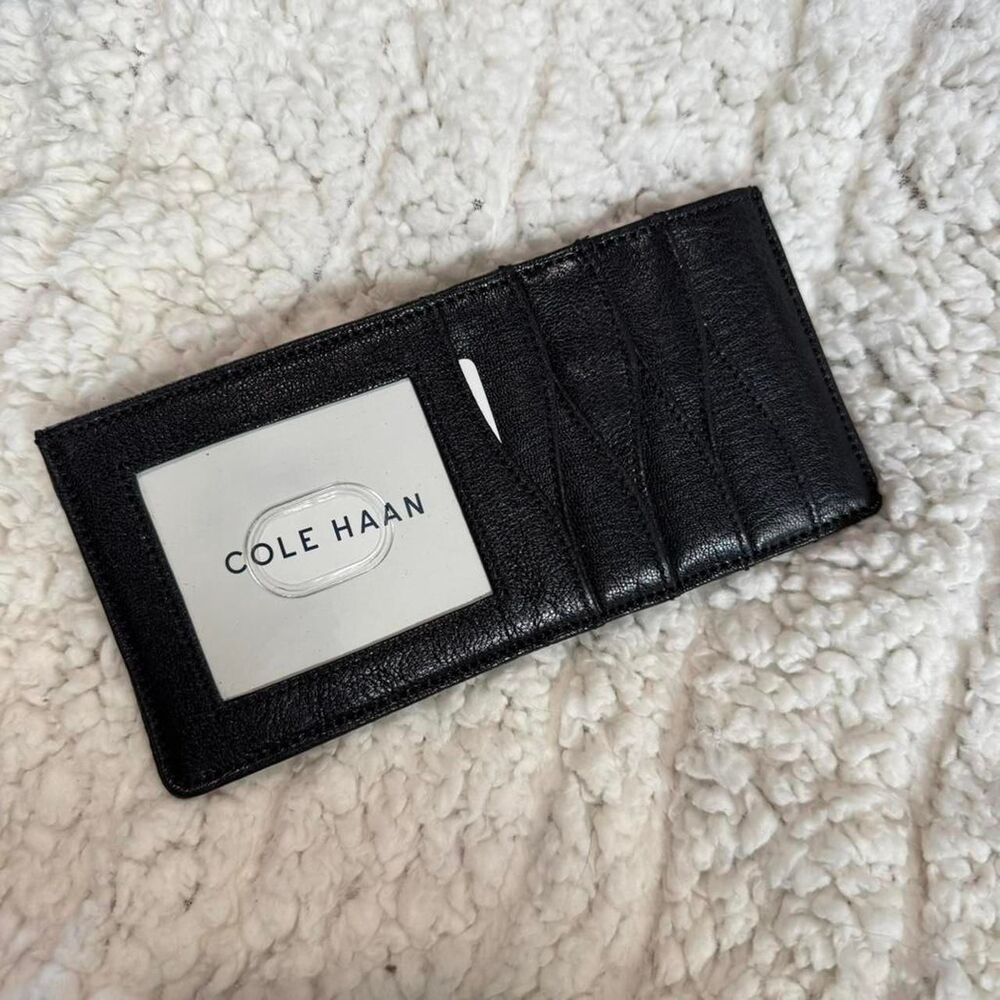 Cole Haan Reddington Leather Card Wallet with Zipper Black NWT